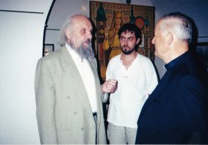 Mikuláš Klimčák - vernisáž výstavy v Ríme, s J.Em. Jozefom kardinálom Tomkom a prasynovcom Petrom Tokošom Júl 2000