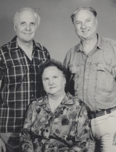 Mikuláš Klimčák - so sestrou Magdalénou a bratom Jánom